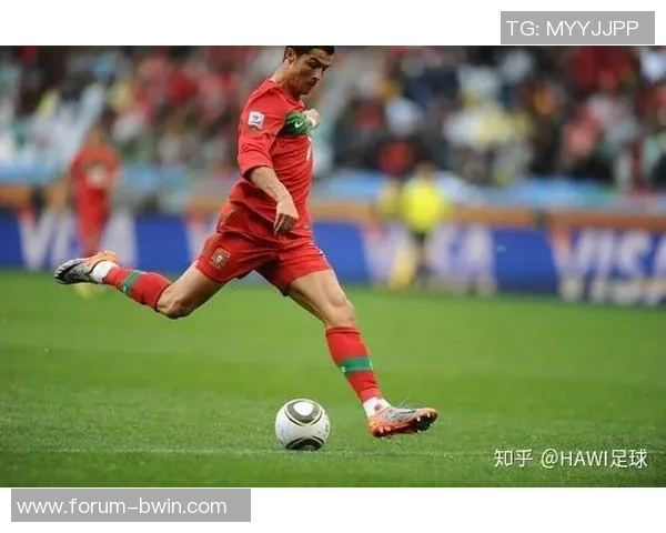 足球射门技术动作全面解析与实战应用技巧分享